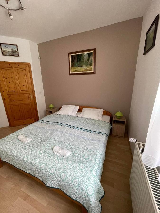 House4U Villa Balatonszárszó Buitenkant foto